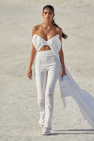 Look 1